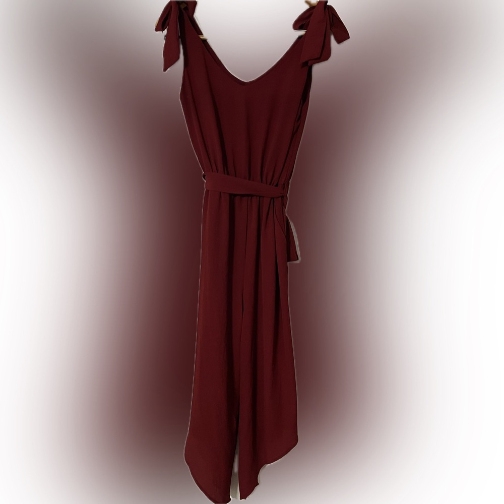 Chic Burgundy Sleeveless Jumpsuit
